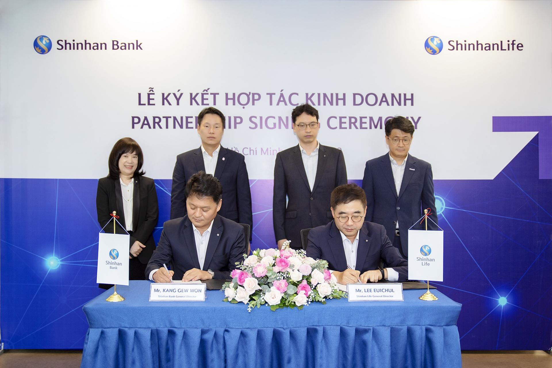 shinhan life vietnam and shinhan bank vietnam sign insurance business partnership